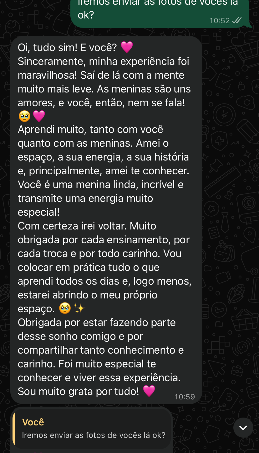 Print de conversa em que uma aluna descreve a experiência no curso como maravilhosa